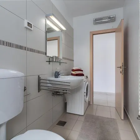 Mauri Apartman Póla