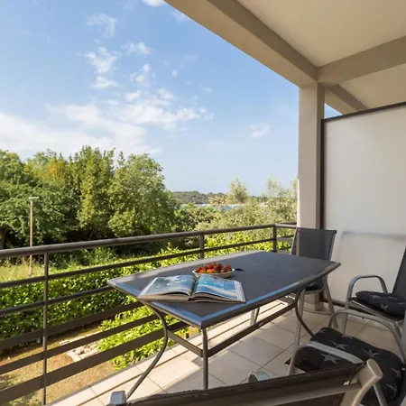 Mauri Apartment Pula
